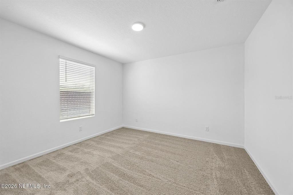 For Sale: $299,000 (4 beds, 3 baths, 1958 Square Feet)