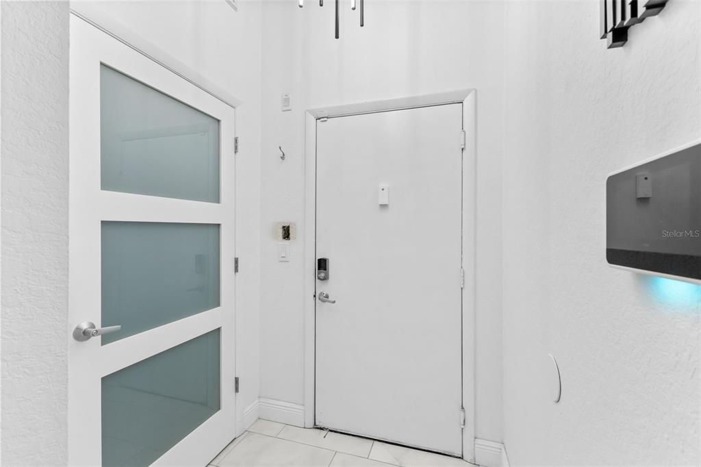 Activo con contrato: $330,000 (1 camas, 1 baños, 789 Pies cuadrados)