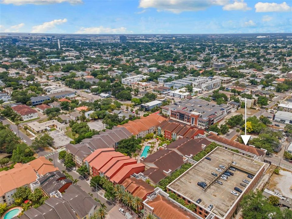 Activo con contrato: $330,000 (1 camas, 1 baños, 789 Pies cuadrados)