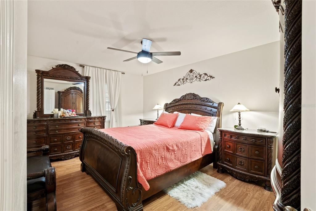 For Sale: $150,000 (2 beds, 2 baths, 1518 Square Feet)