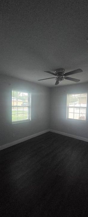 For Sale: $189,000 (2 beds, 1 baths, 812 Square Feet)