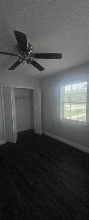 For Sale: $189,000 (2 beds, 1 baths, 812 Square Feet)