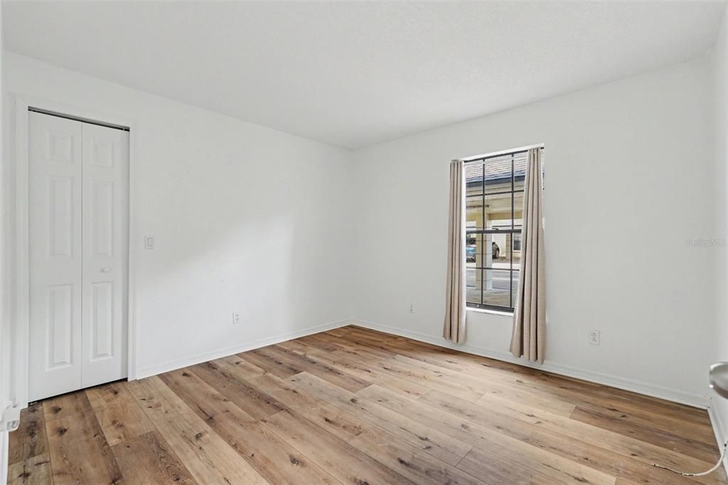 Activo con contrato: $260,000 (2 camas, 2 baños, 1263 Pies cuadrados)