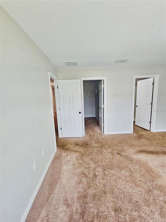 В аренду: $2,600 (4 спален, 2 ванн, 2039 Квадратных фут)