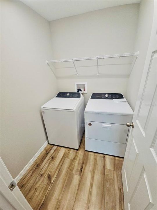 В аренду: $2,600 (4 спален, 2 ванн, 2039 Квадратных фут)