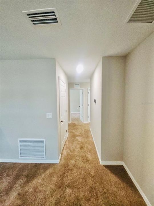 В аренду: $2,600 (4 спален, 2 ванн, 2039 Квадратных фут)