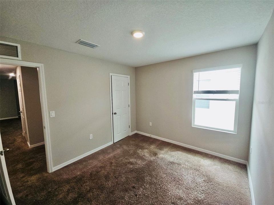 В аренду: $2,600 (4 спален, 2 ванн, 2039 Квадратных фут)