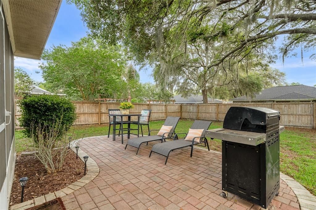 Active With Contract: $279,000 (3 beds, 2 baths, 1390 Square Feet)