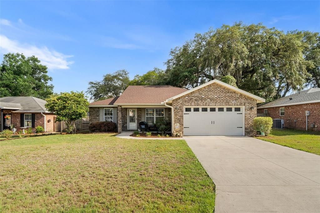 Active With Contract: $279,000 (3 beds, 2 baths, 1390 Square Feet)