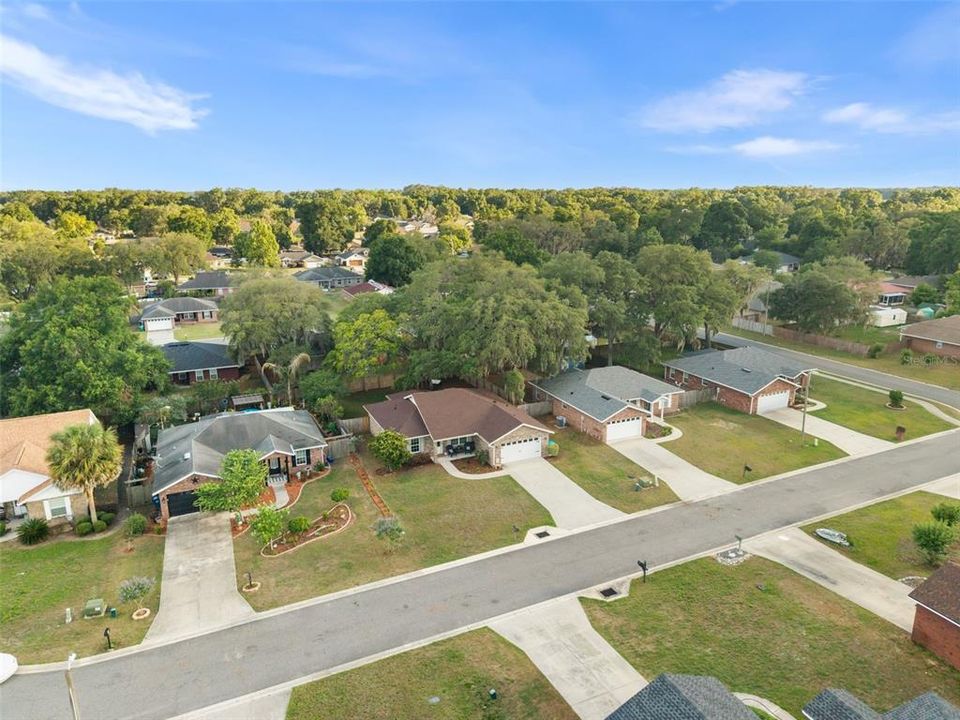 Active With Contract: $279,000 (3 beds, 2 baths, 1390 Square Feet)