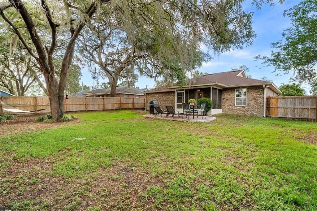 Active With Contract: $279,000 (3 beds, 2 baths, 1390 Square Feet)
