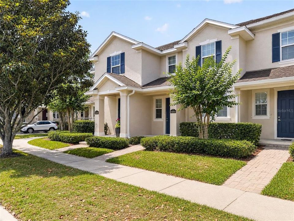 Activo con contrato: $345,000 (2 camas, 2 baños, 1271 Pies cuadrados)