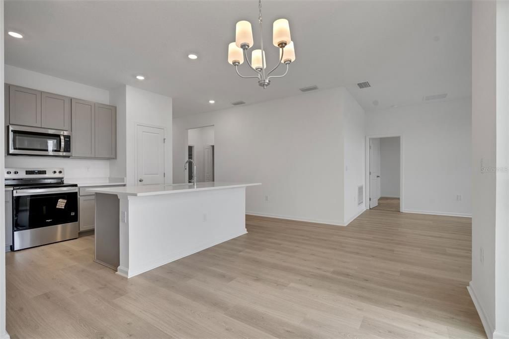 For Sale: $264,990 (4 beds, 2 baths, 1625 Square Feet)