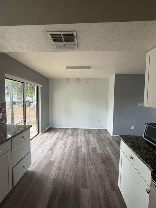 En Venta: $215,000 (2 camas, 2 baños, 992 Pies cuadrados)