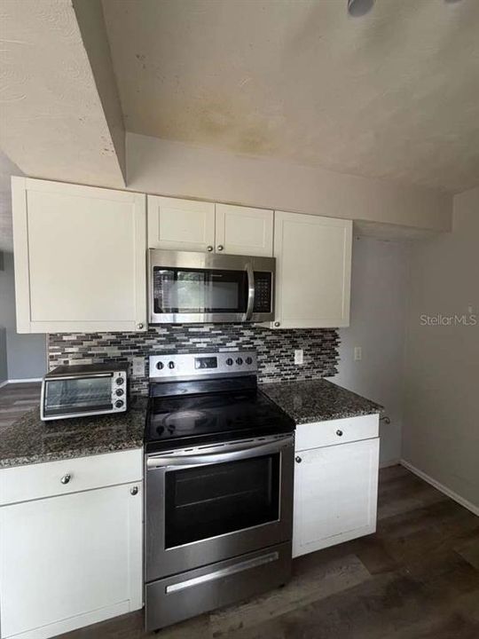 En Venta: $215,000 (2 camas, 2 baños, 992 Pies cuadrados)