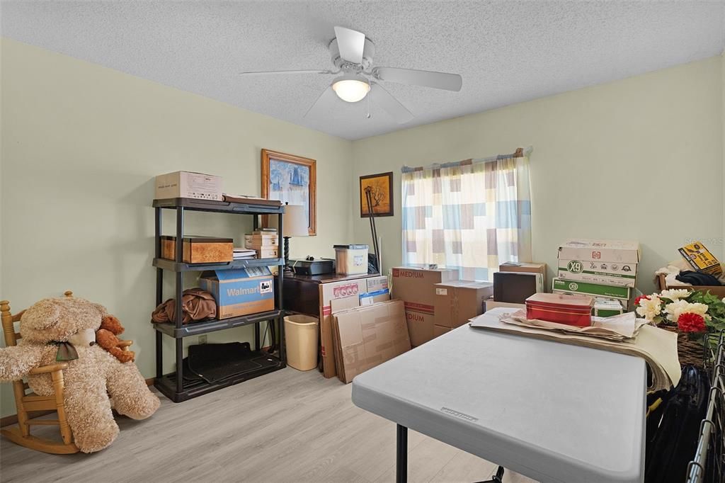 Active With Contract: $155,000 (3 beds, 2 baths, 1996 Square Feet)