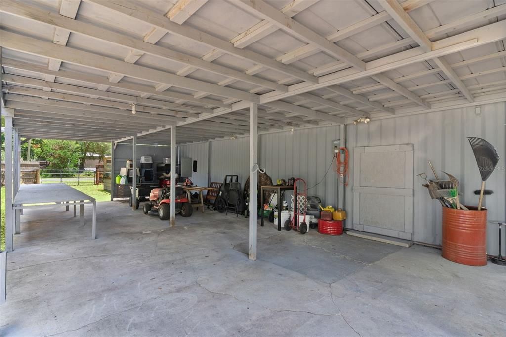 Active With Contract: $155,000 (3 beds, 2 baths, 1996 Square Feet)