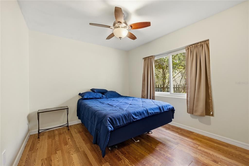 Active With Contract: $275,000 (3 beds, 2 baths, 1434 Square Feet)