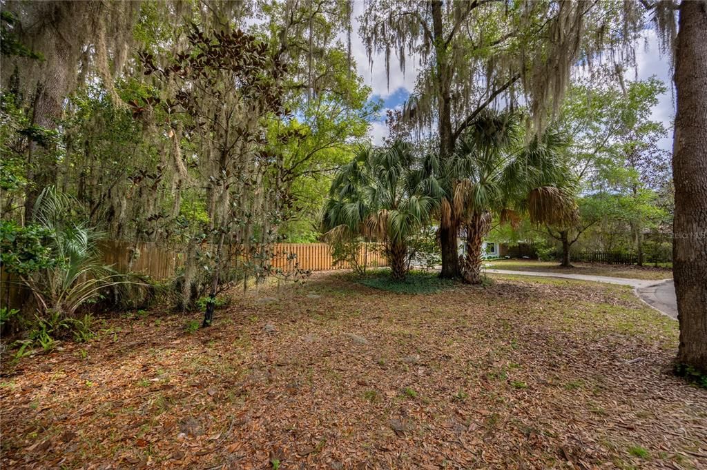 Active With Contract: $275,000 (3 beds, 2 baths, 1434 Square Feet)