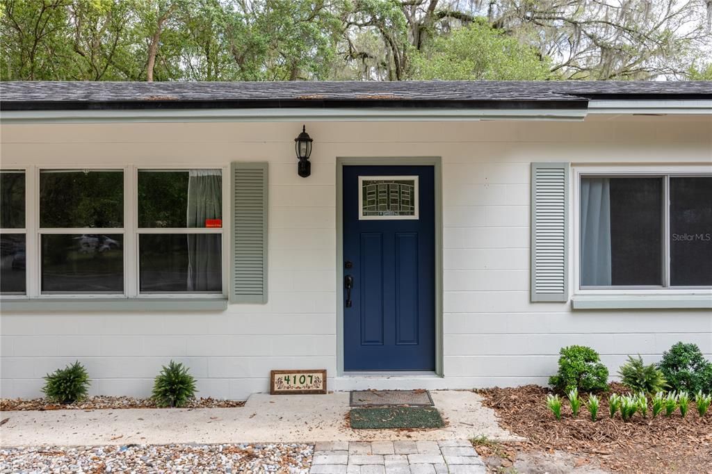 Active With Contract: $275,000 (3 beds, 2 baths, 1434 Square Feet)