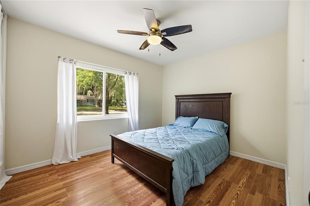 Active With Contract: $275,000 (3 beds, 2 baths, 1434 Square Feet)
