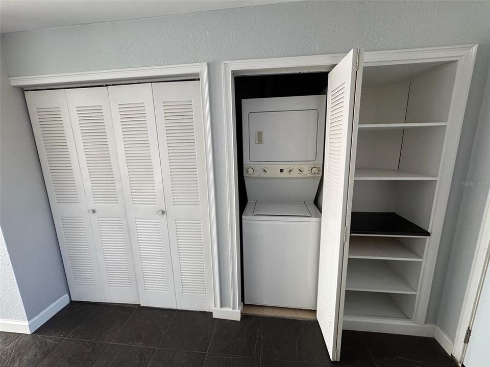Под контрактом: $1,300 (1 спален, 1 ванн, 680 Квадратных фут)