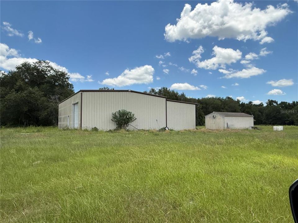 En Venta: $744,900 (13.60 acres)