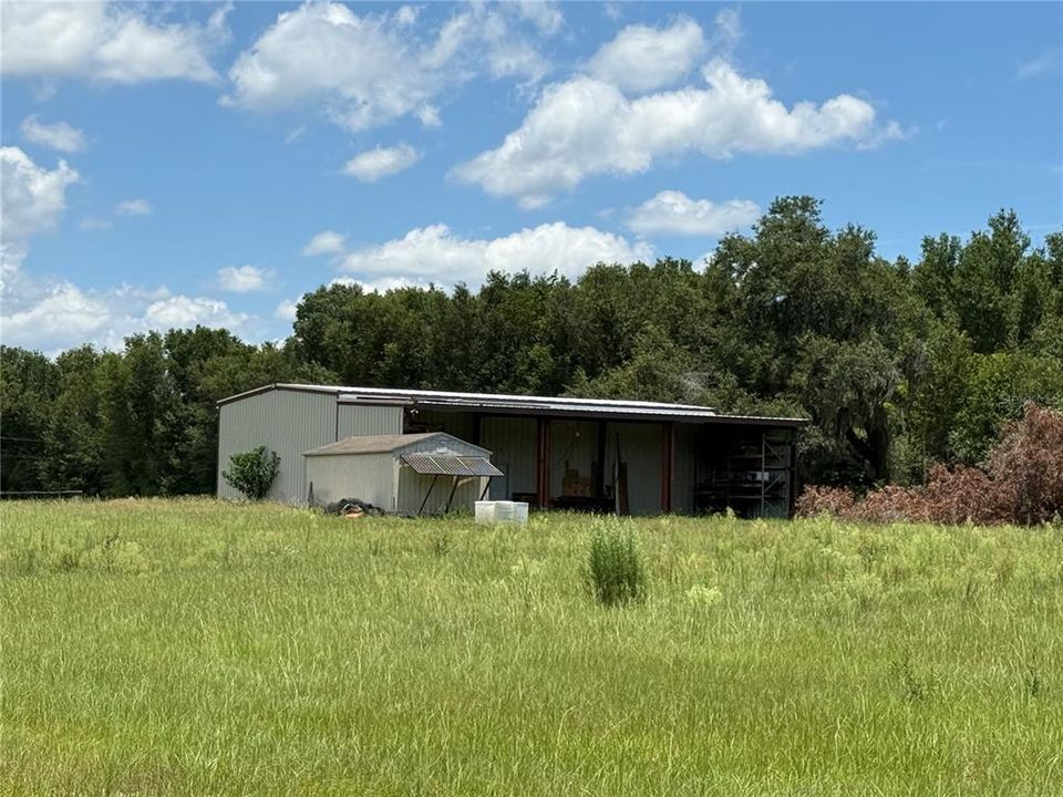 En Venta: $744,900 (13.60 acres)
