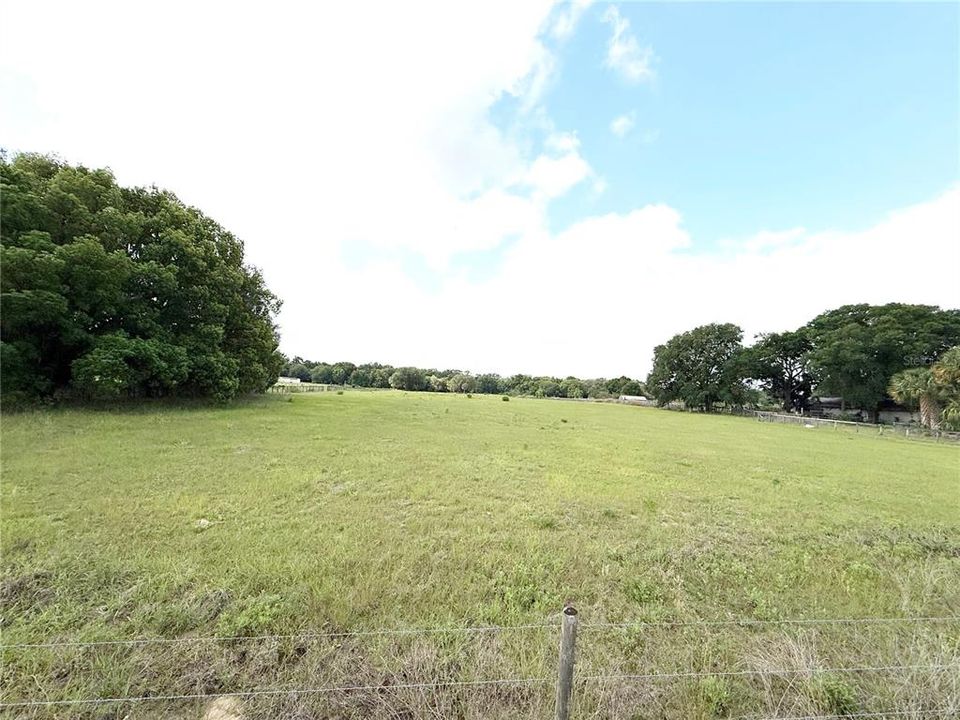 For Sale: $744,900 (13.60 acres)