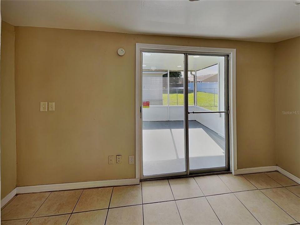 For Rent: $1,613 (3 beds, 2 baths, 1055 Square Feet)