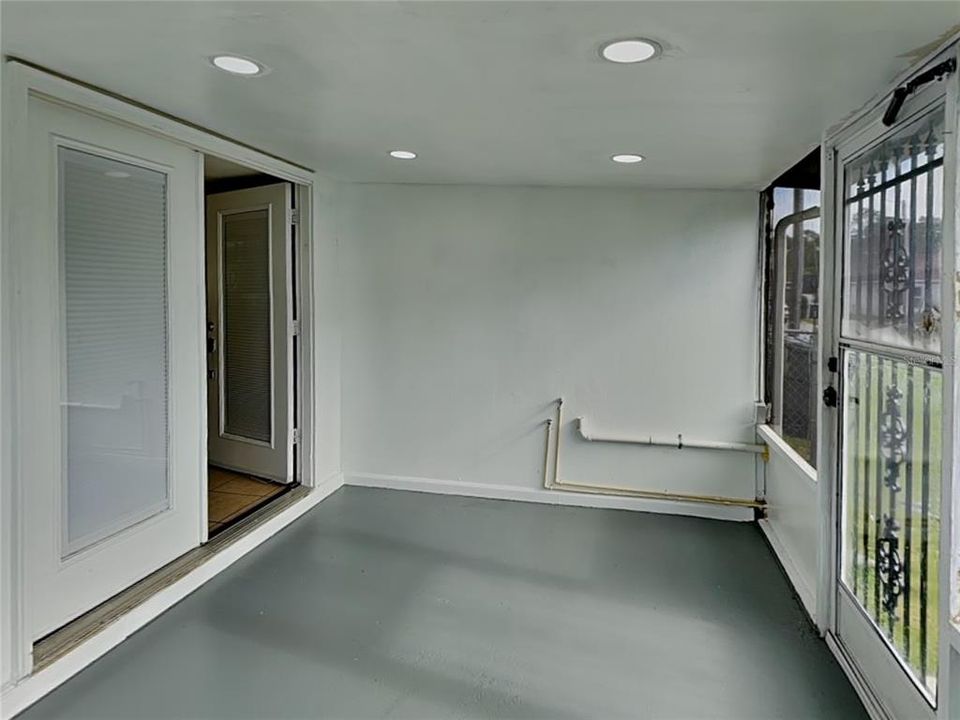 For Rent: $1,613 (3 beds, 2 baths, 1055 Square Feet)