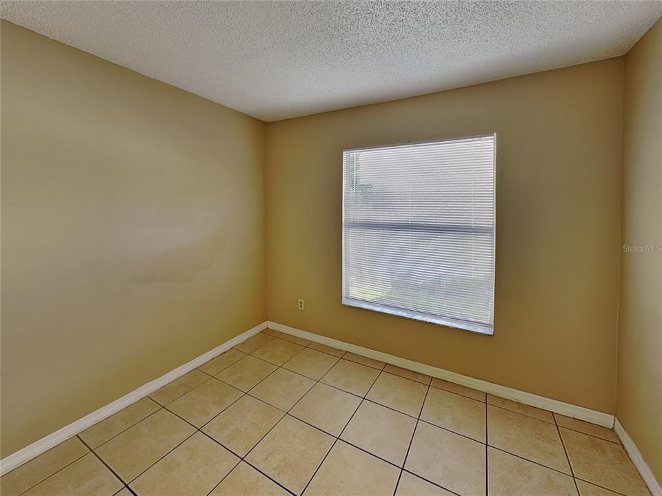 For Rent: $1,613 (3 beds, 2 baths, 1055 Square Feet)