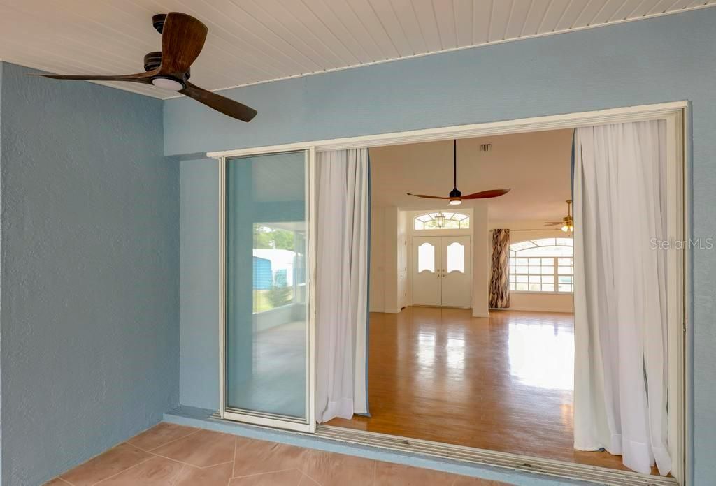 En Venta: $559,000 (3 camas, 2 baños, 1876 Pies cuadrados)