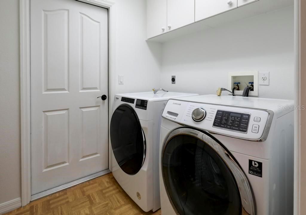 En Venta: $559,000 (3 camas, 2 baños, 1876 Pies cuadrados)