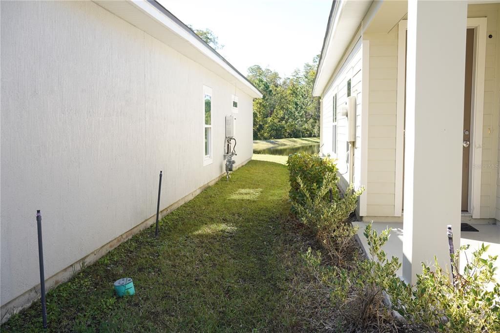 For Sale: $359,000 (4 beds, 2 baths, 1880 Square Feet)
