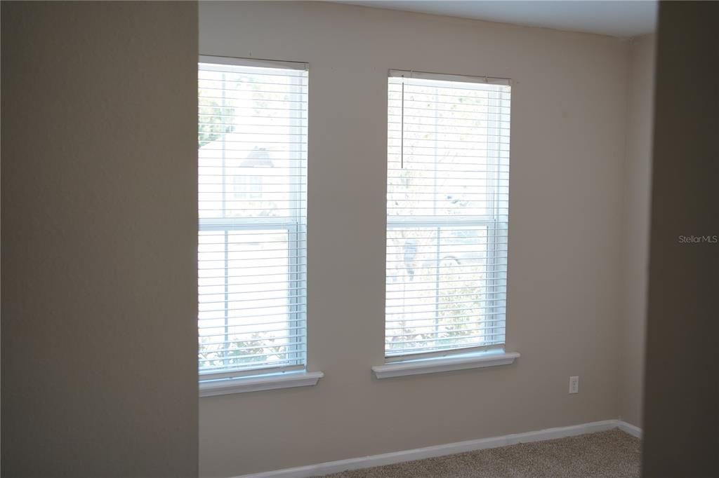 For Sale: $359,000 (4 beds, 2 baths, 1880 Square Feet)