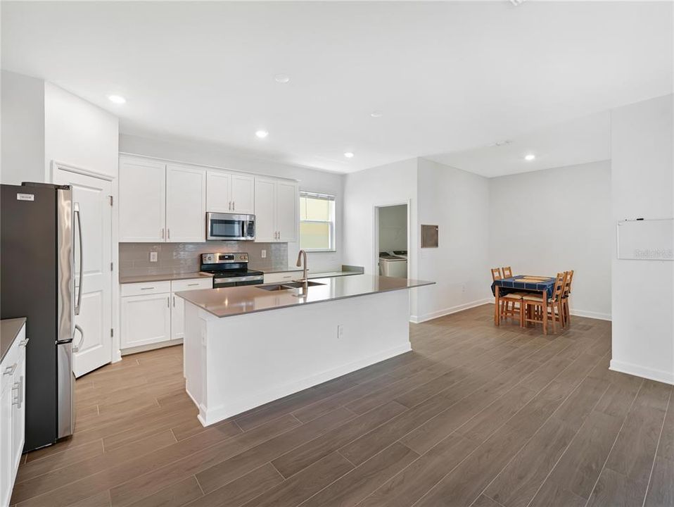 Active With Contract: $559,900 (5 beds, 3 baths, 2638 Square Feet)