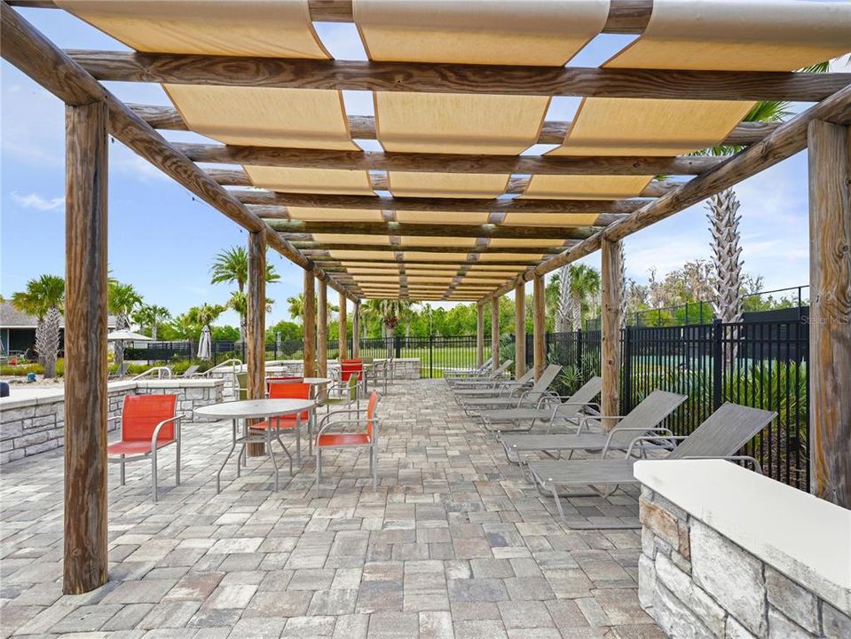 Active With Contract: $559,900 (5 beds, 3 baths, 2638 Square Feet)
