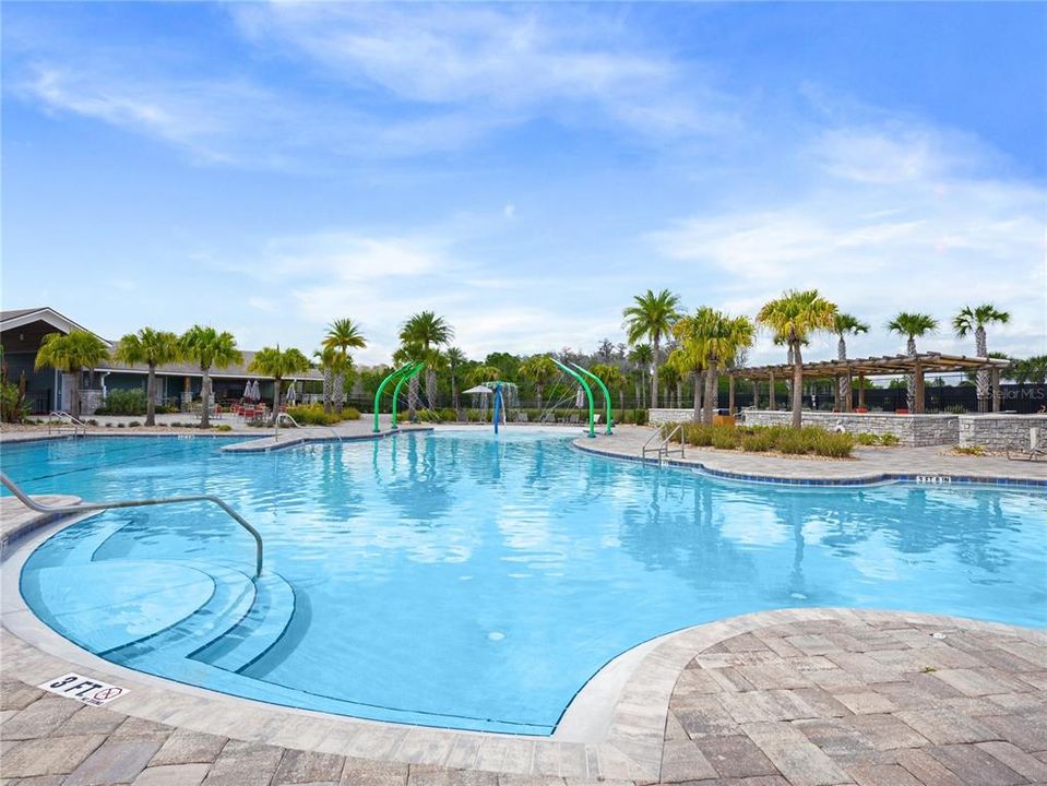 Active With Contract: $559,900 (5 beds, 3 baths, 2638 Square Feet)