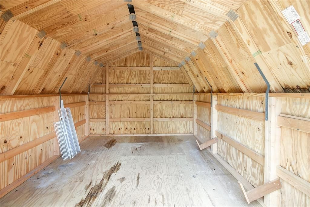 Activo con contrato: $525,000 (3 camas, 2 baños, 2219 Pies cuadrados)