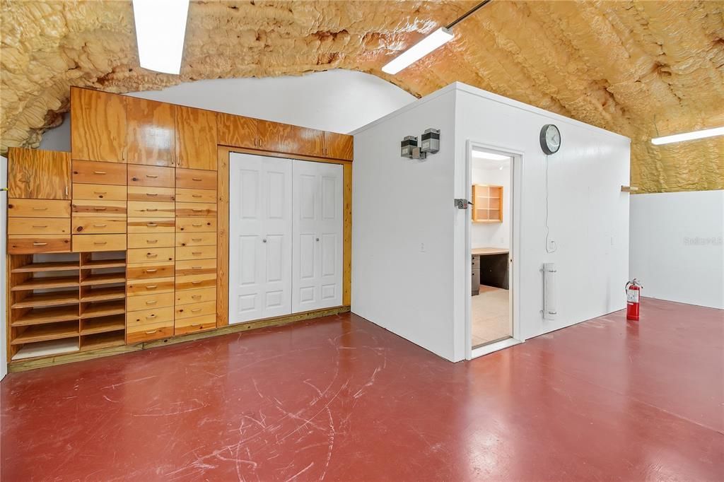 Activo con contrato: $525,000 (3 camas, 2 baños, 2219 Pies cuadrados)