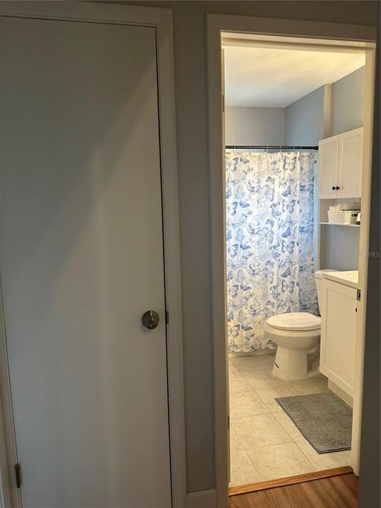 For Rent: $1,800 (3 beds, 2 baths, 1721 Square Feet)