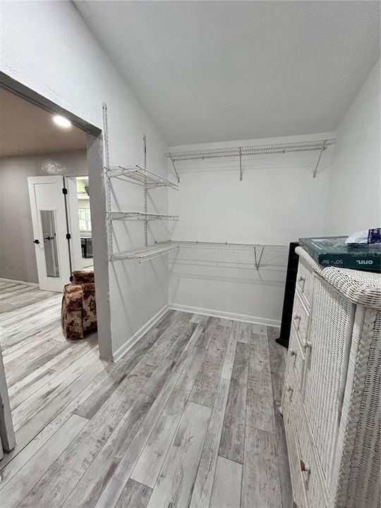 En Venta: $375,000 (3 camas, 2 baños, 1894 Pies cuadrados)