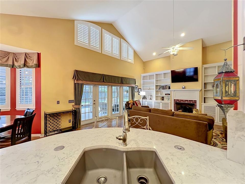 Active With Contract: $850,000 (4 beds, 3 baths, 2829 Square Feet)