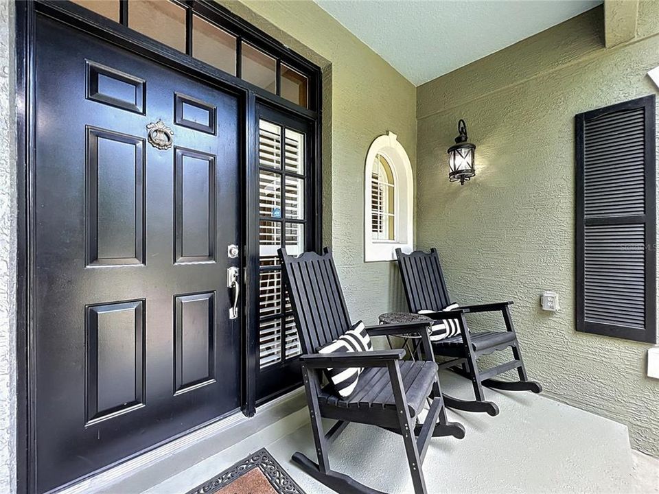 Active With Contract: $850,000 (4 beds, 3 baths, 2829 Square Feet)