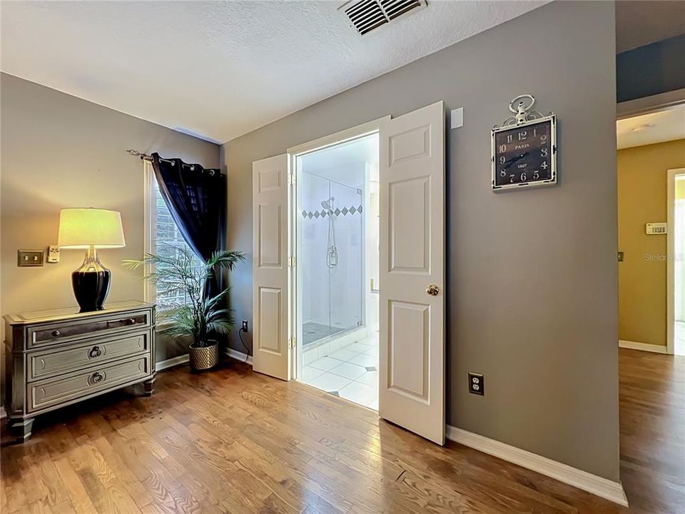 Active With Contract: $850,000 (4 beds, 3 baths, 2829 Square Feet)