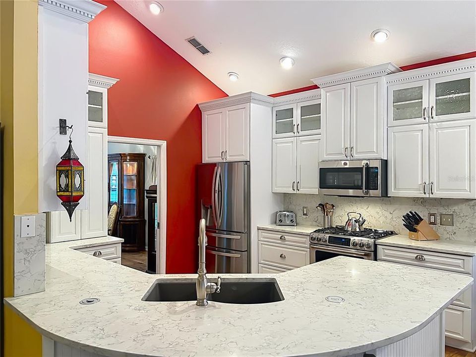 Active With Contract: $850,000 (4 beds, 3 baths, 2829 Square Feet)