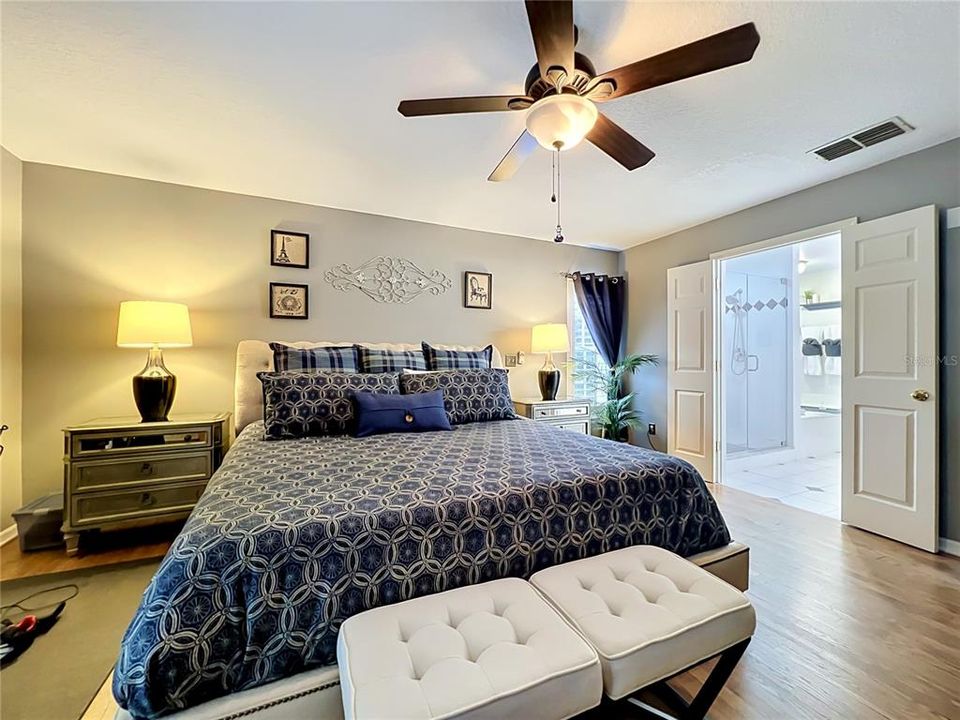 Active With Contract: $850,000 (4 beds, 3 baths, 2829 Square Feet)
