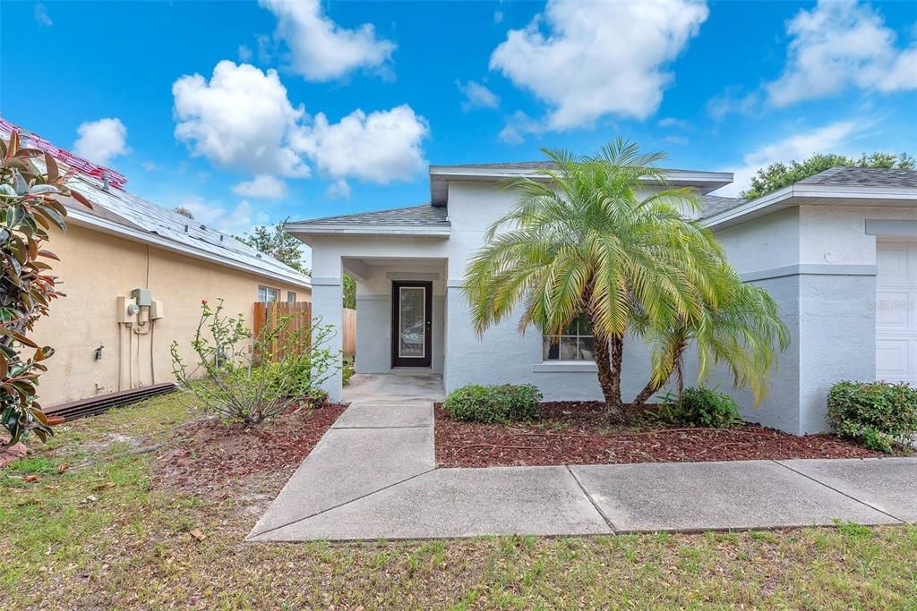 For Rent: $2,200 (3 beds, 2 baths, 1695 Square Feet)