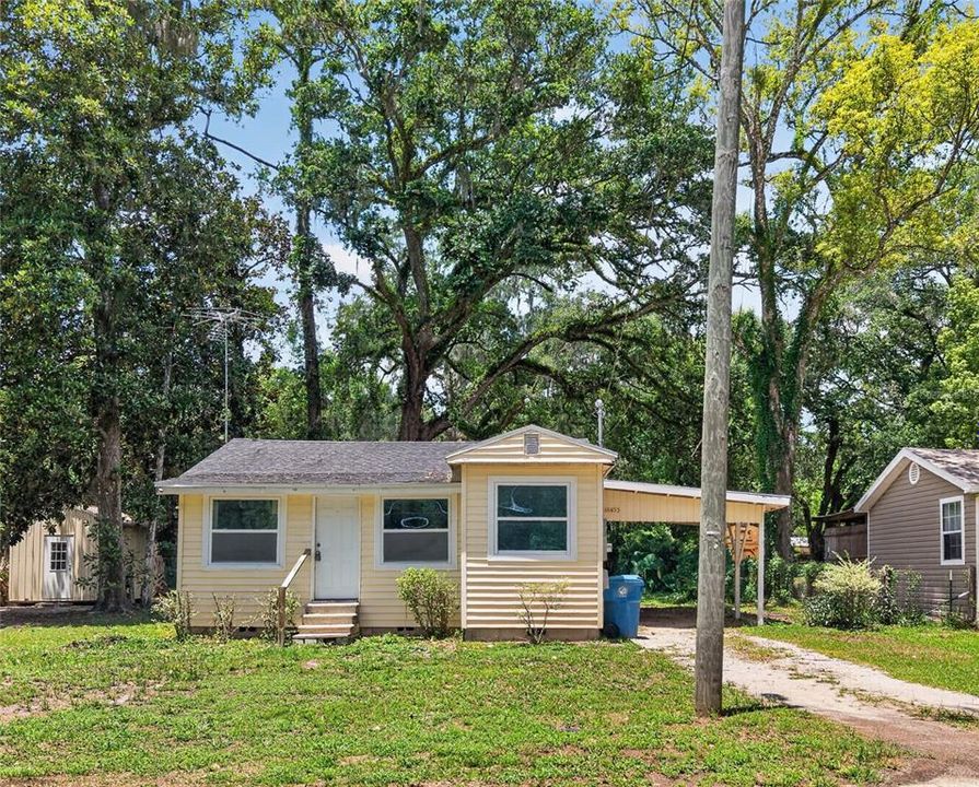 Active With Contract: $125,000 (3 beds, 1 baths, 690 Square Feet)